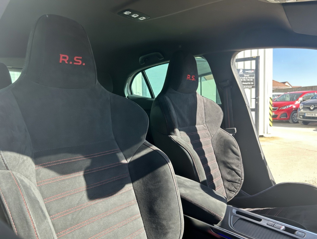 Renault Megane — 11