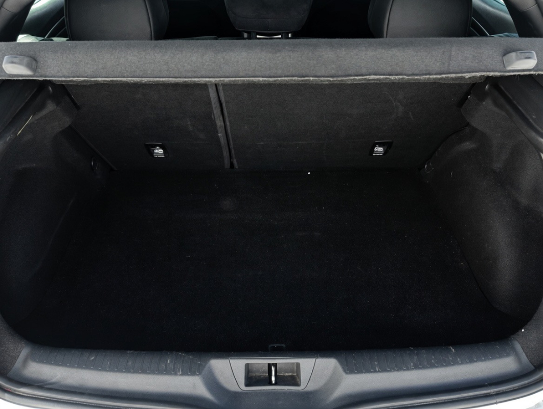 Renault Megane — 23