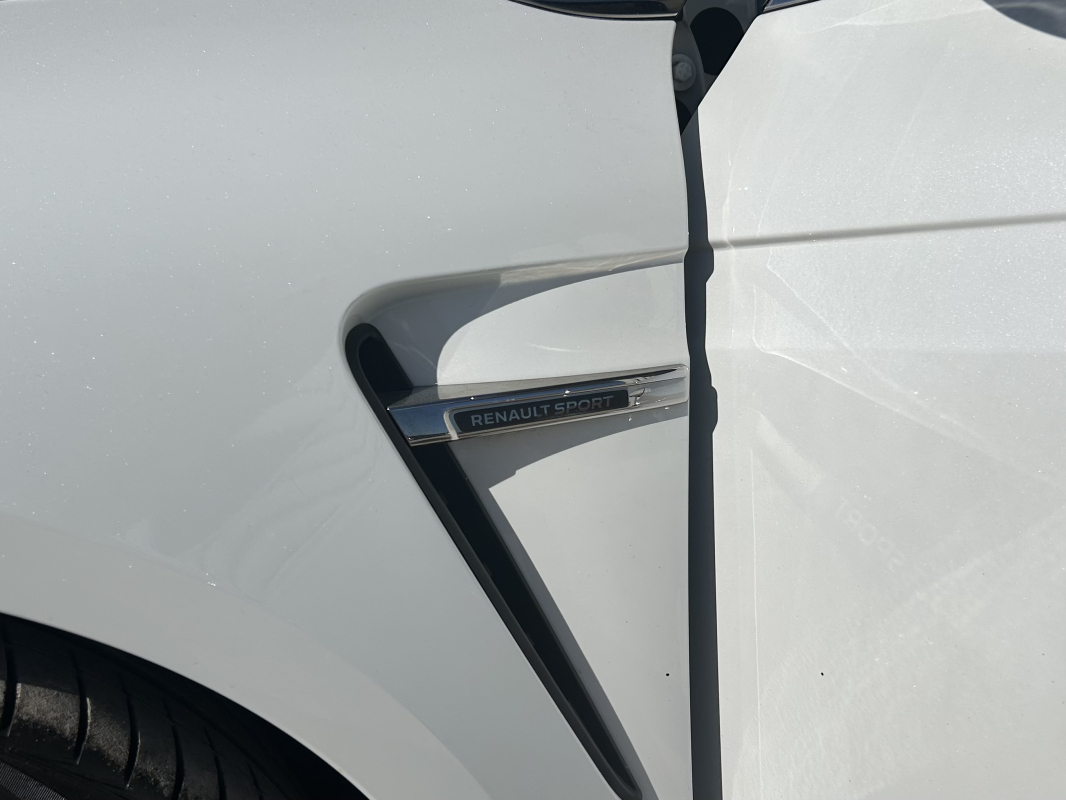 Renault Megane — 28