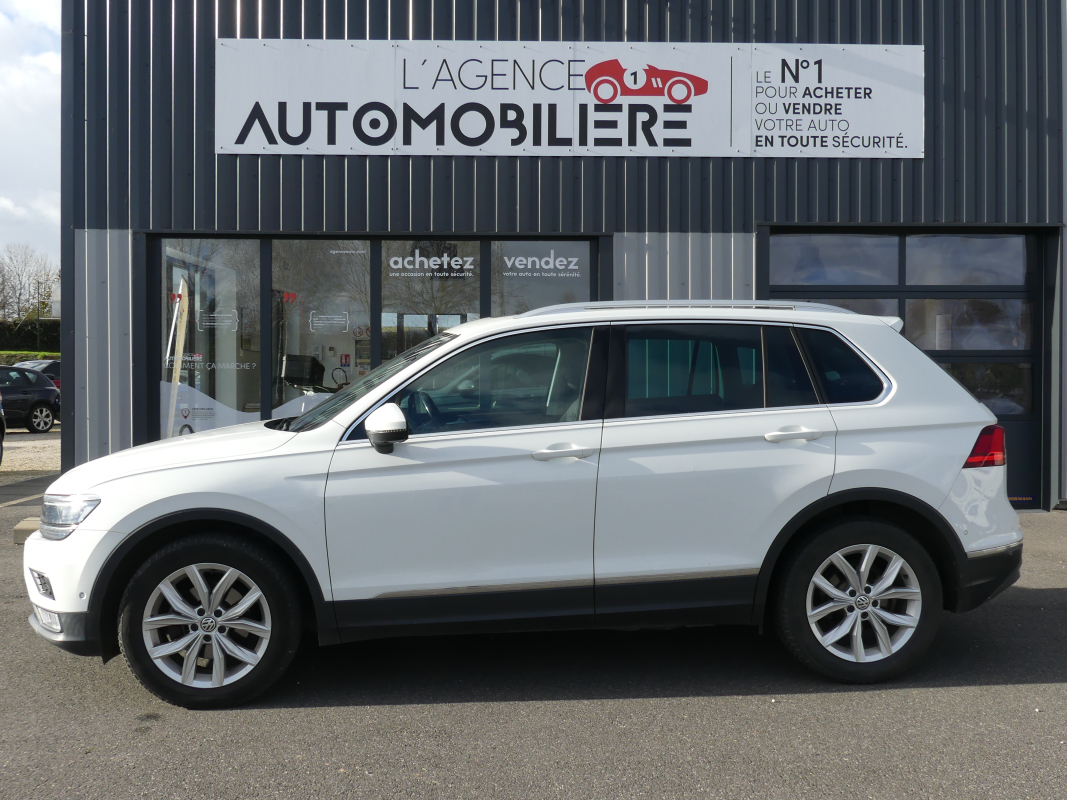 Volkswagen Tiguan — 2