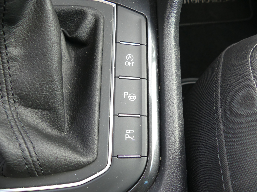 Volkswagen Tiguan — 34