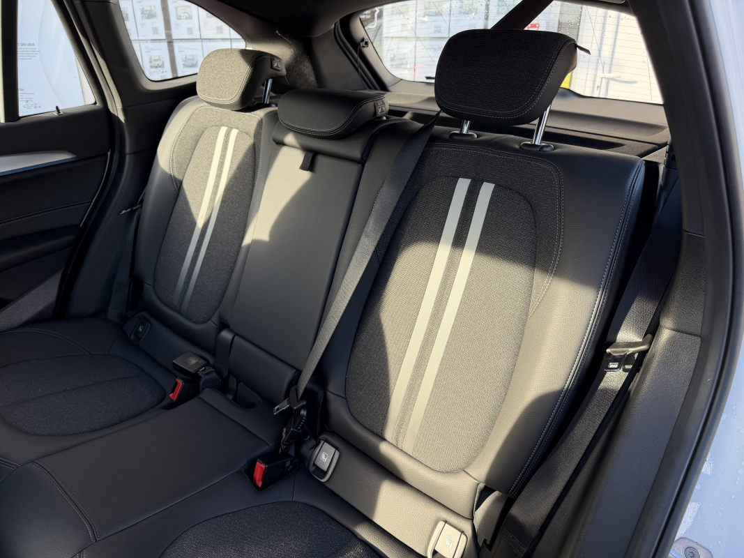 Bmw X1 — 12