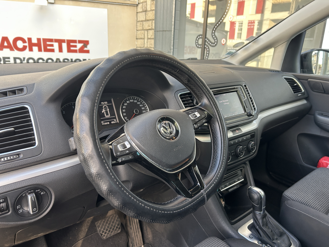 Volkswagen Sharan — 10