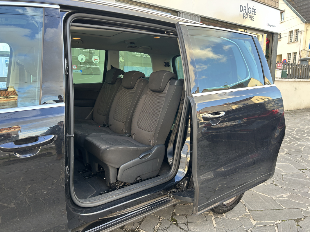 Volkswagen Sharan — 16