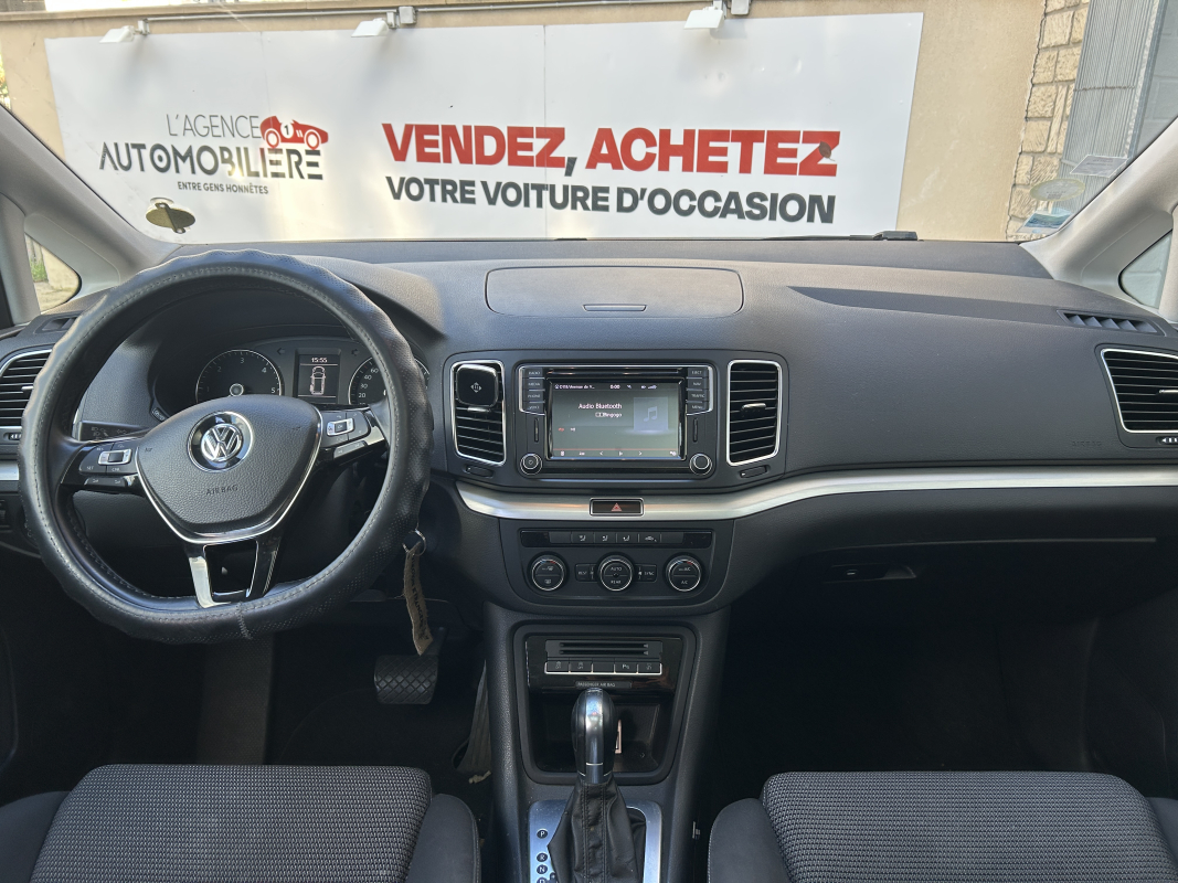 Volkswagen Sharan — 11