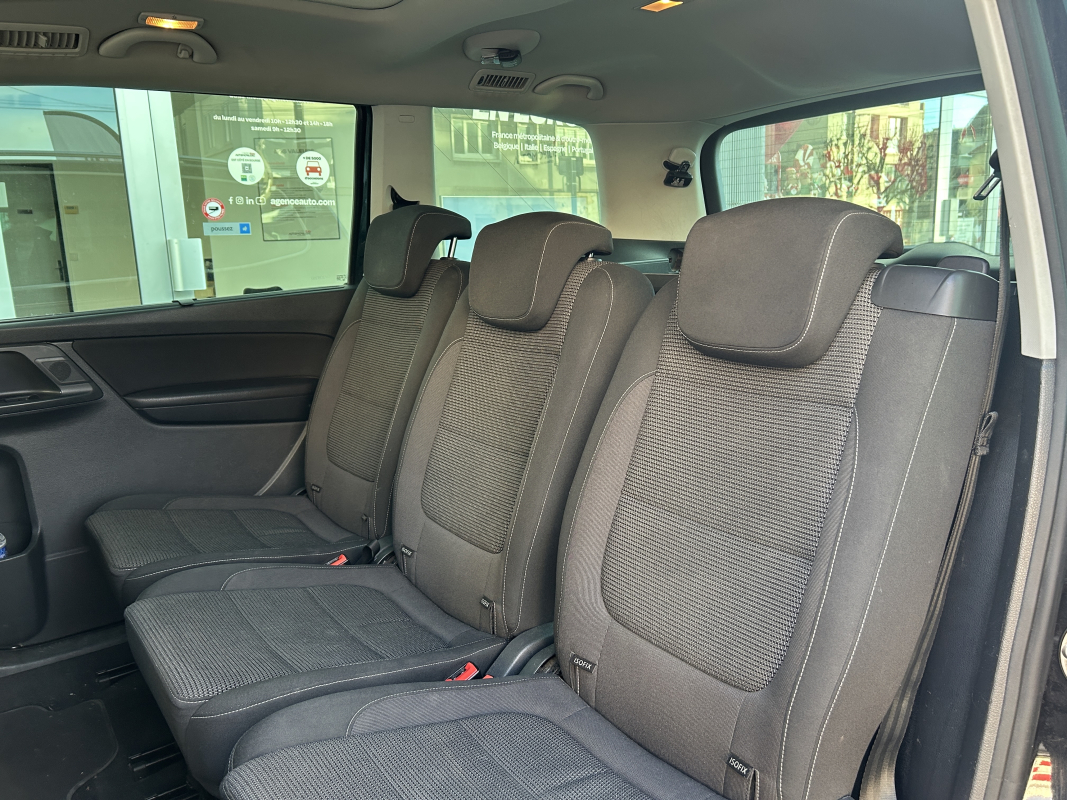 Volkswagen Sharan — 15