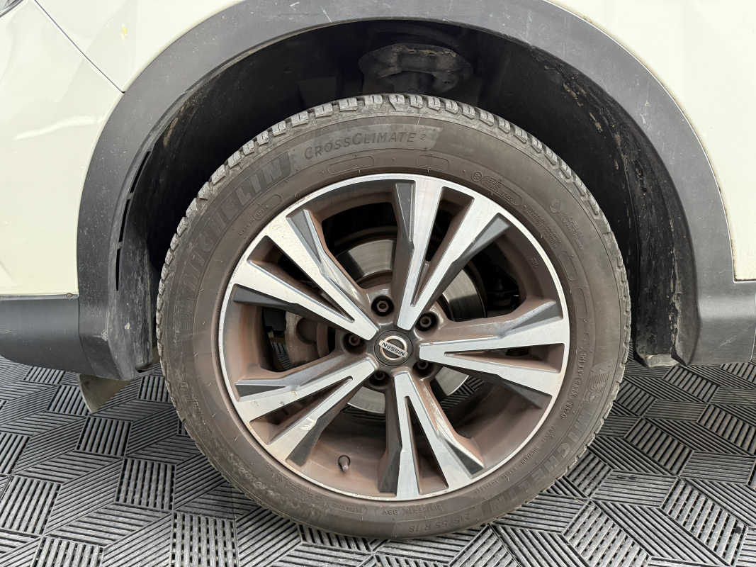 Nissan Qashqai — 15