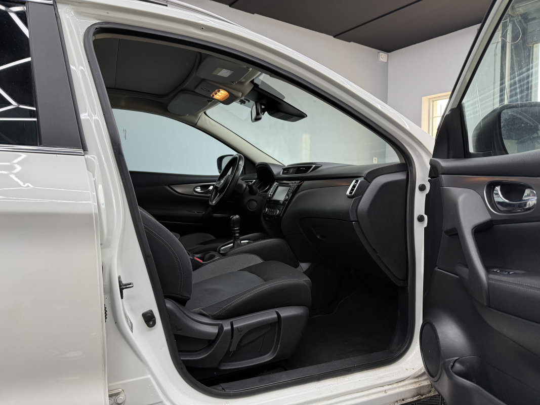 Nissan Qashqai — 19