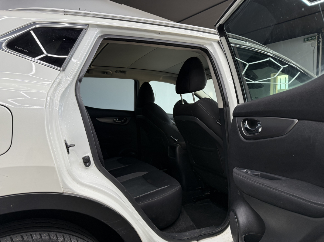 Nissan Qashqai — 21