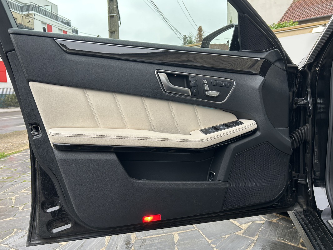 Mercedes Classe E — 18
