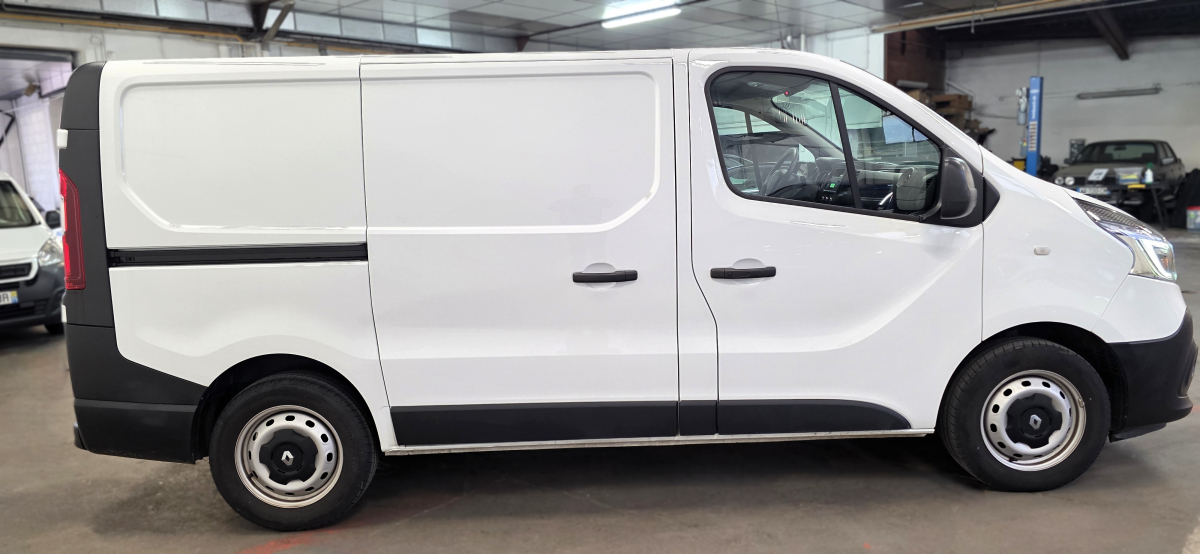 Renault Trafic — 5