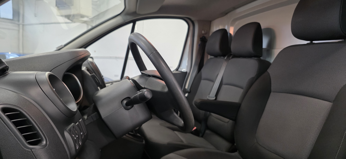 Renault Trafic — 9