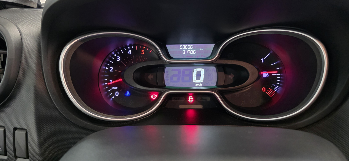Renault Trafic — 15