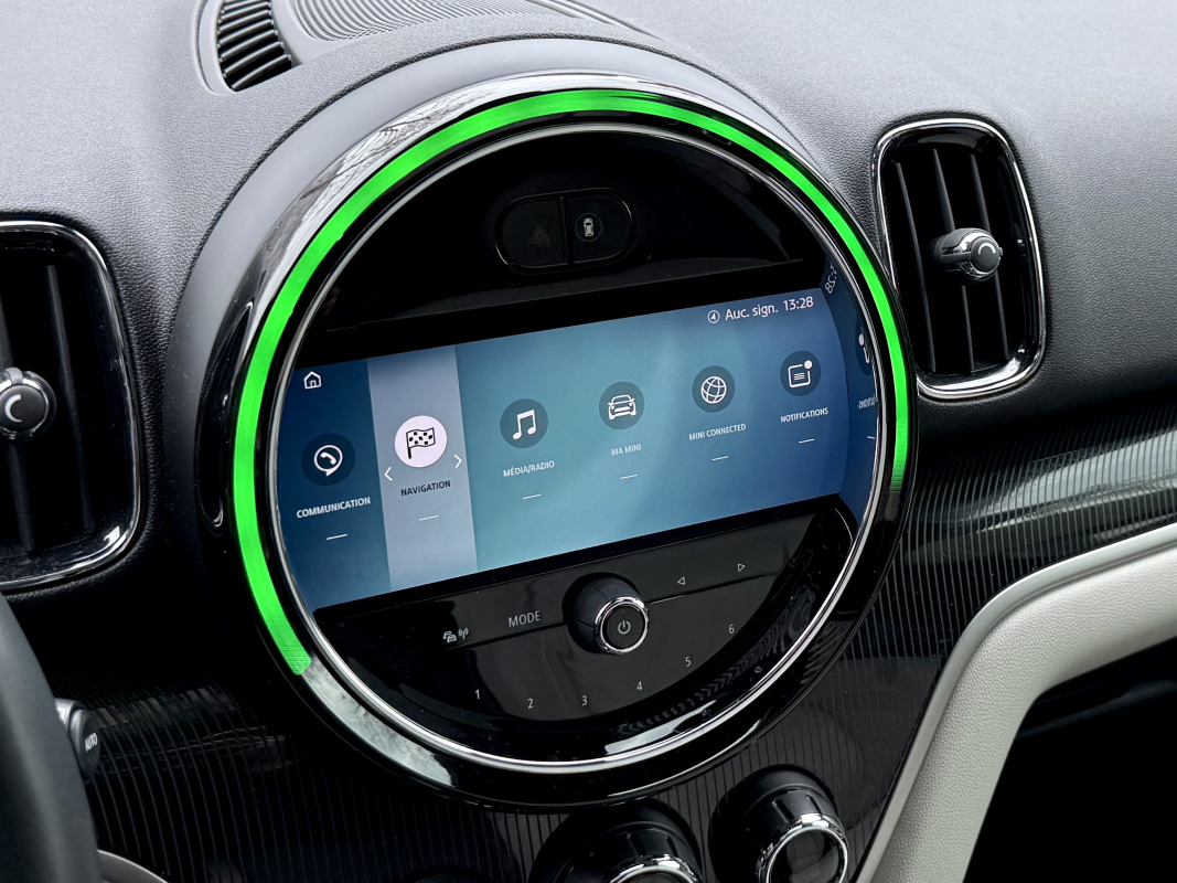 Mini Countryman — 12
