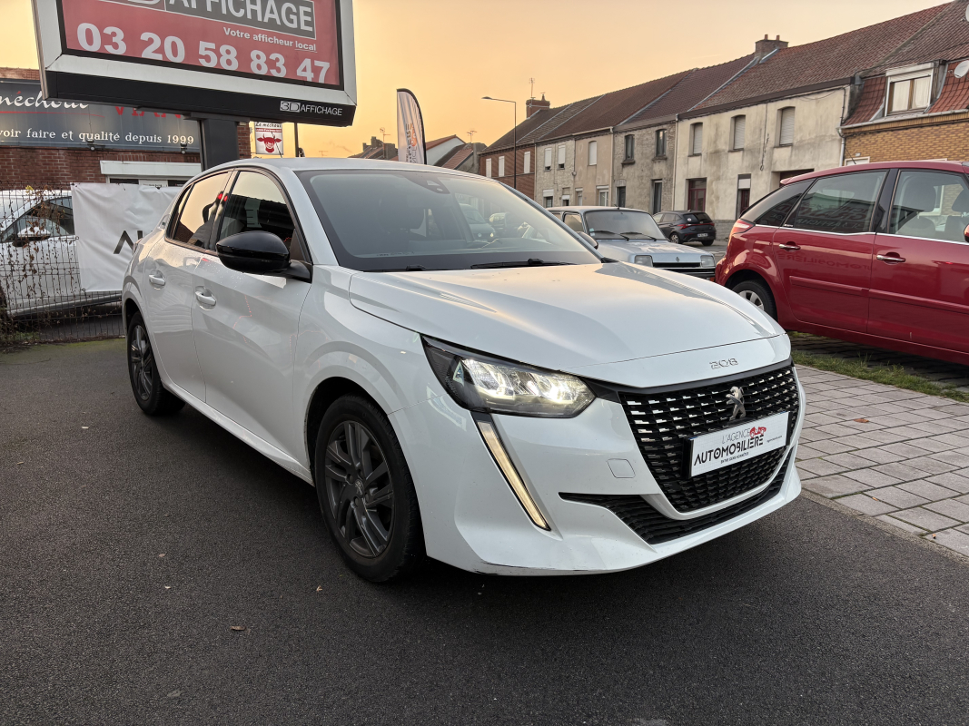 Peugeot 208 — 7