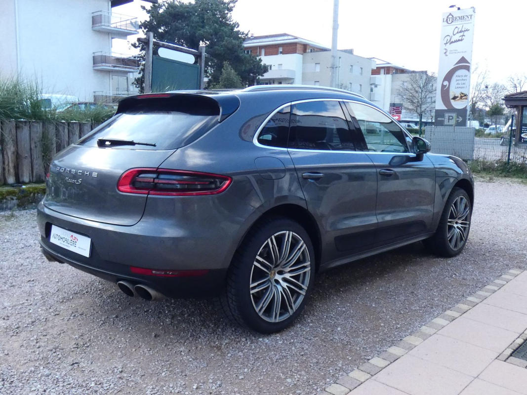 Porsche Macan — 5