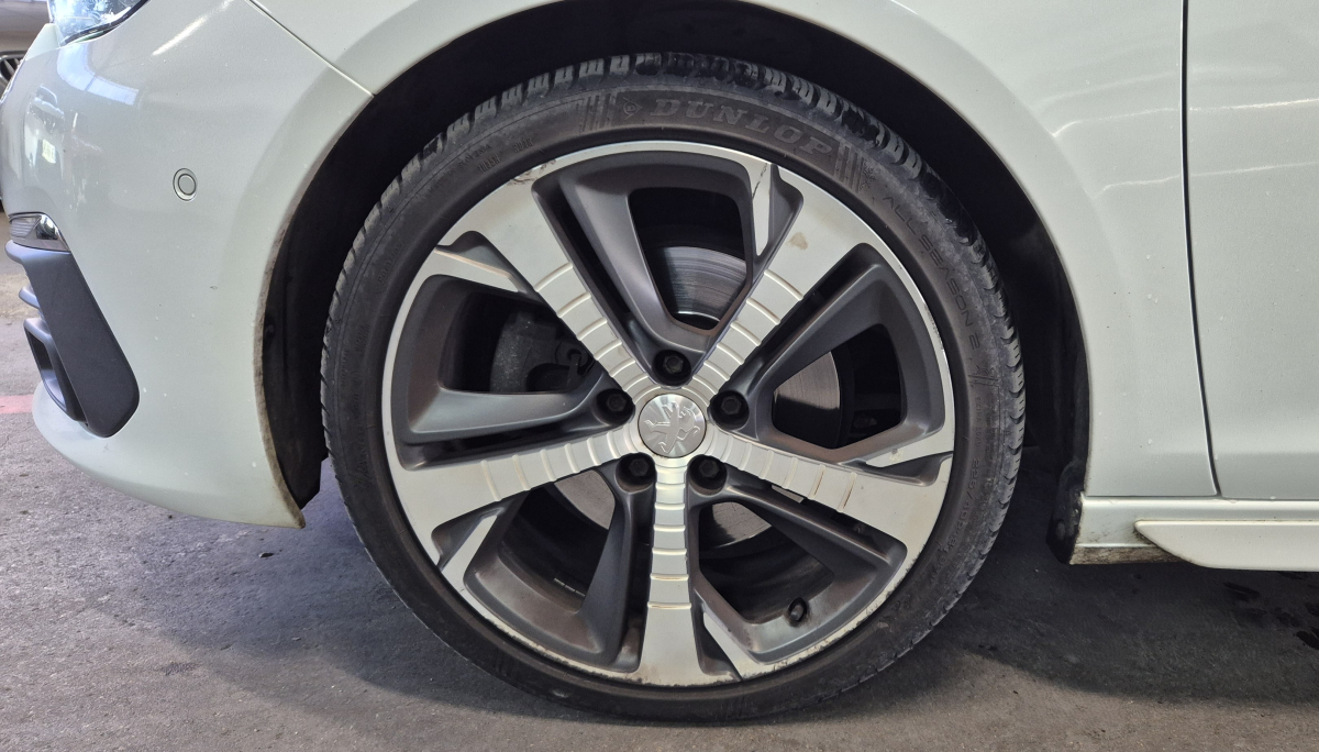 Peugeot 308 — 22