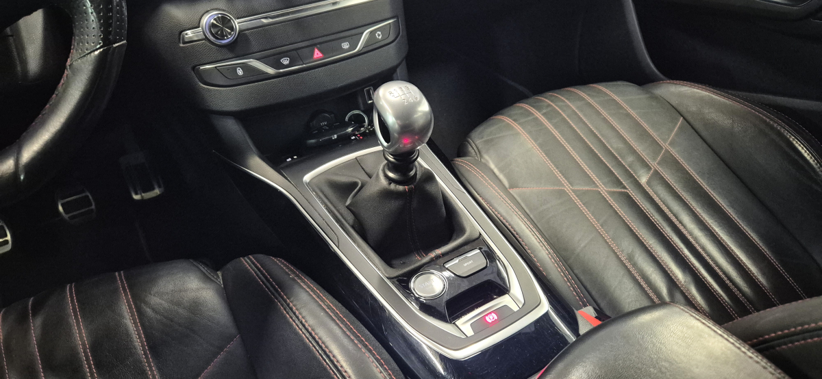 Peugeot 308 — 20