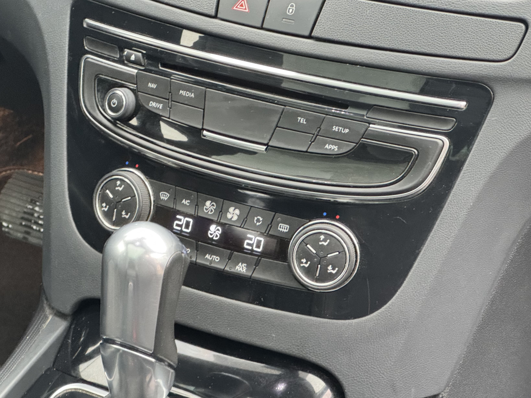 Peugeot 508 SW — 14