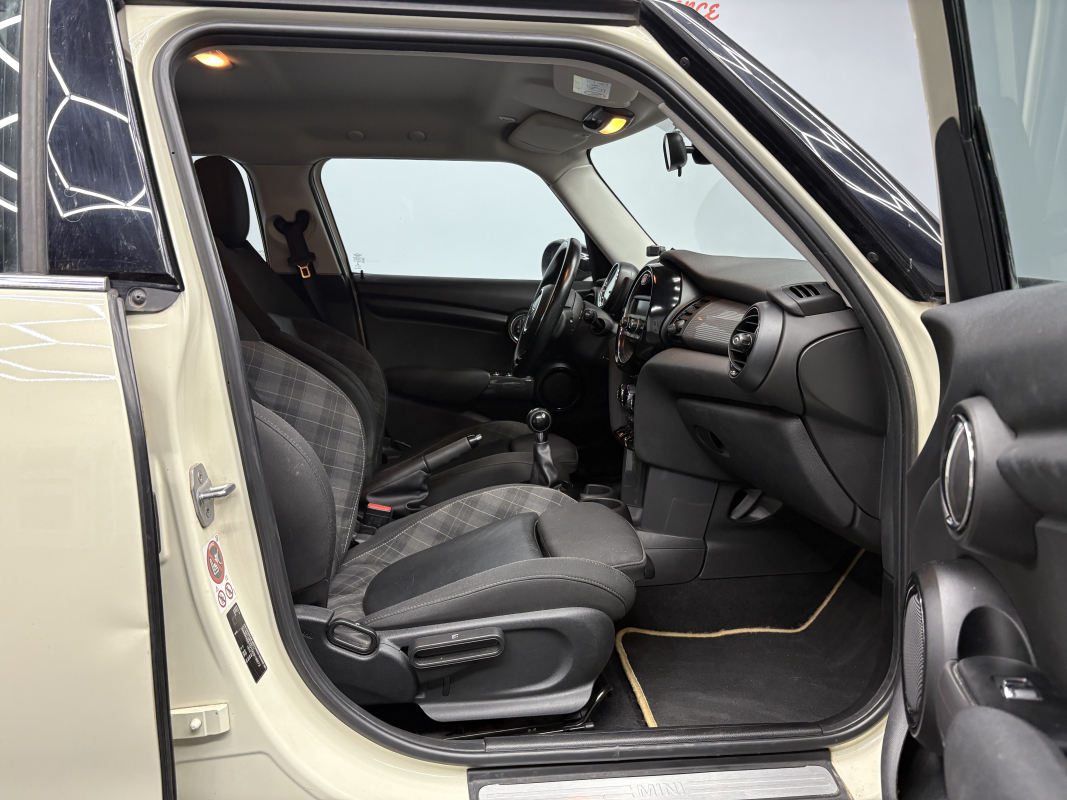 Mini Cooper — 18