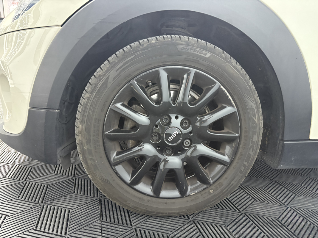 Mini Cooper — 25