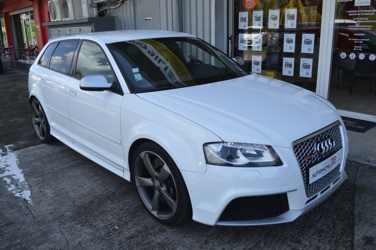 Audi RS3 sportback — 2