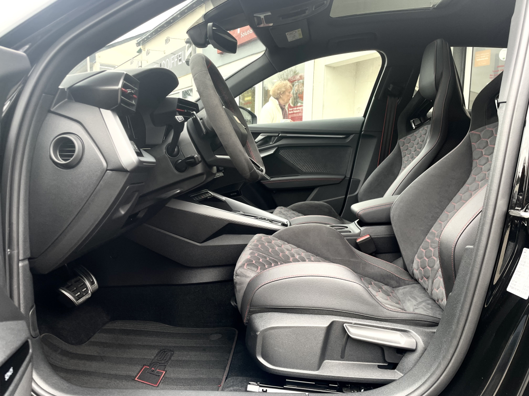 Audi RS3 — 12