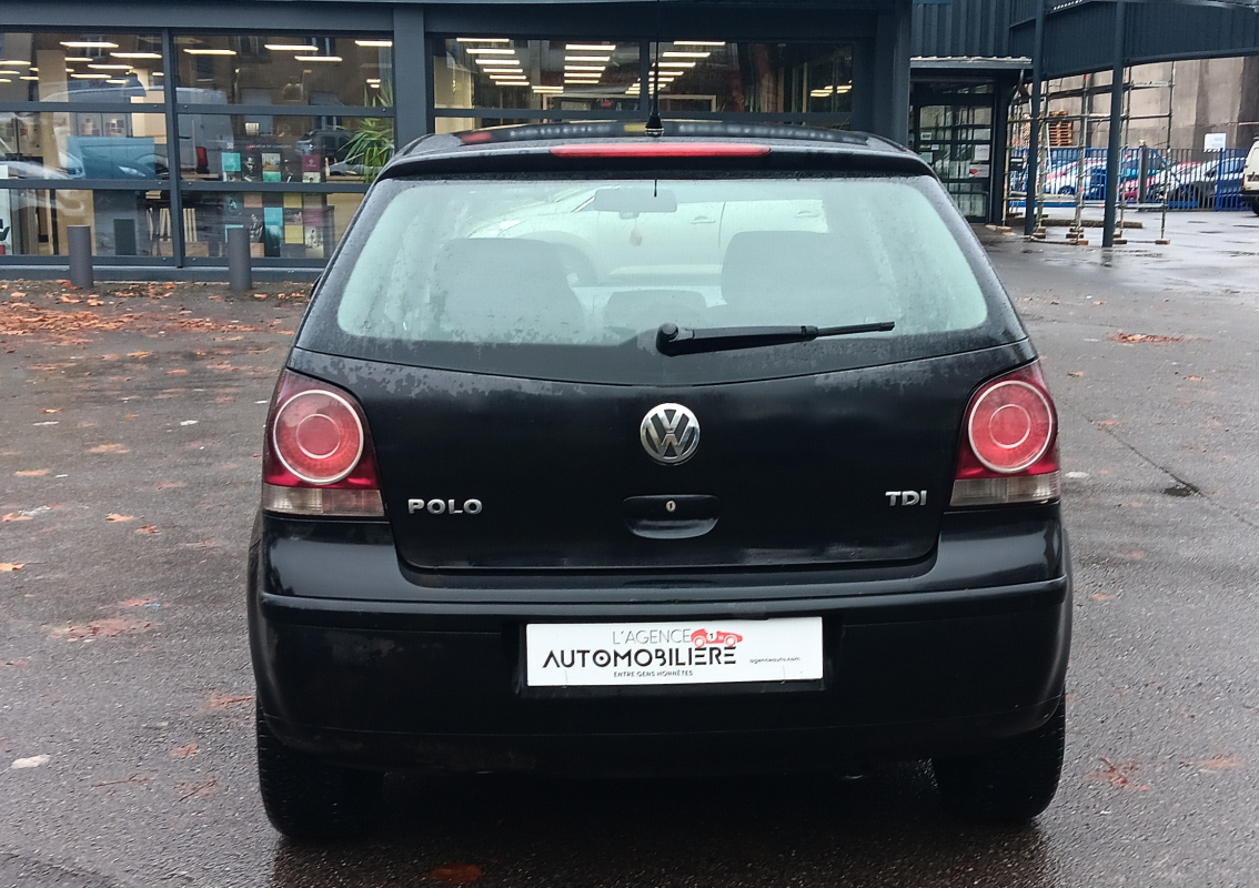 Volkswagen Polo — 5