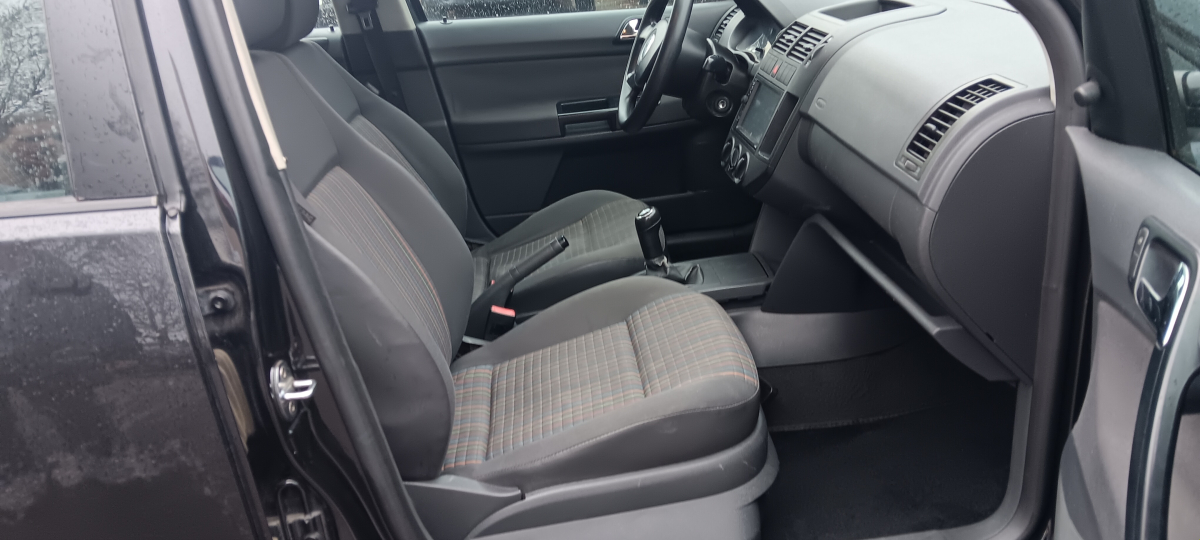 Volkswagen Polo — 9