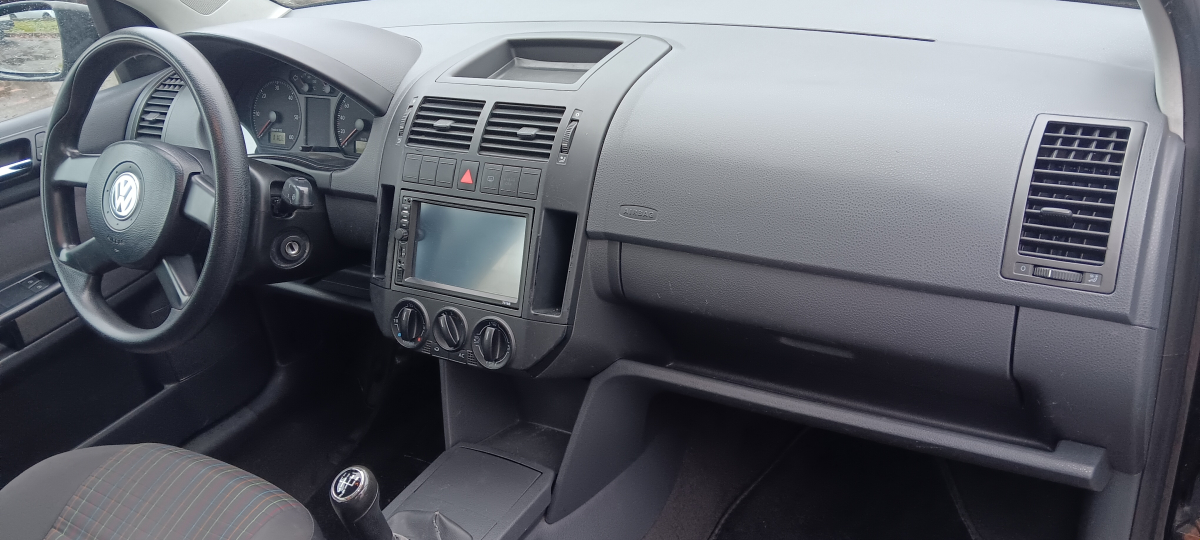 Volkswagen Polo — 7