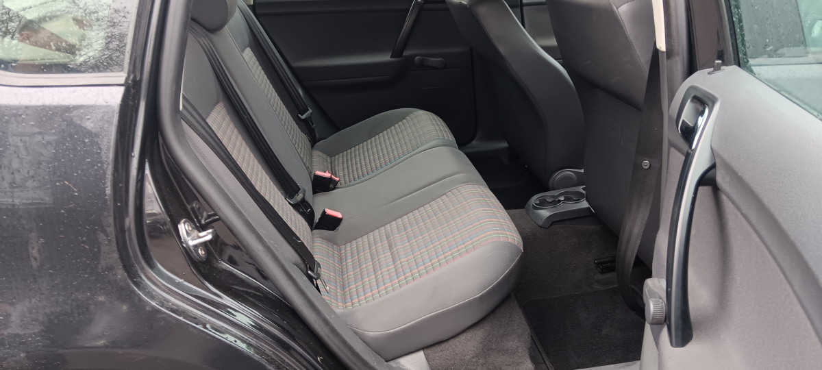 Volkswagen Polo — 11