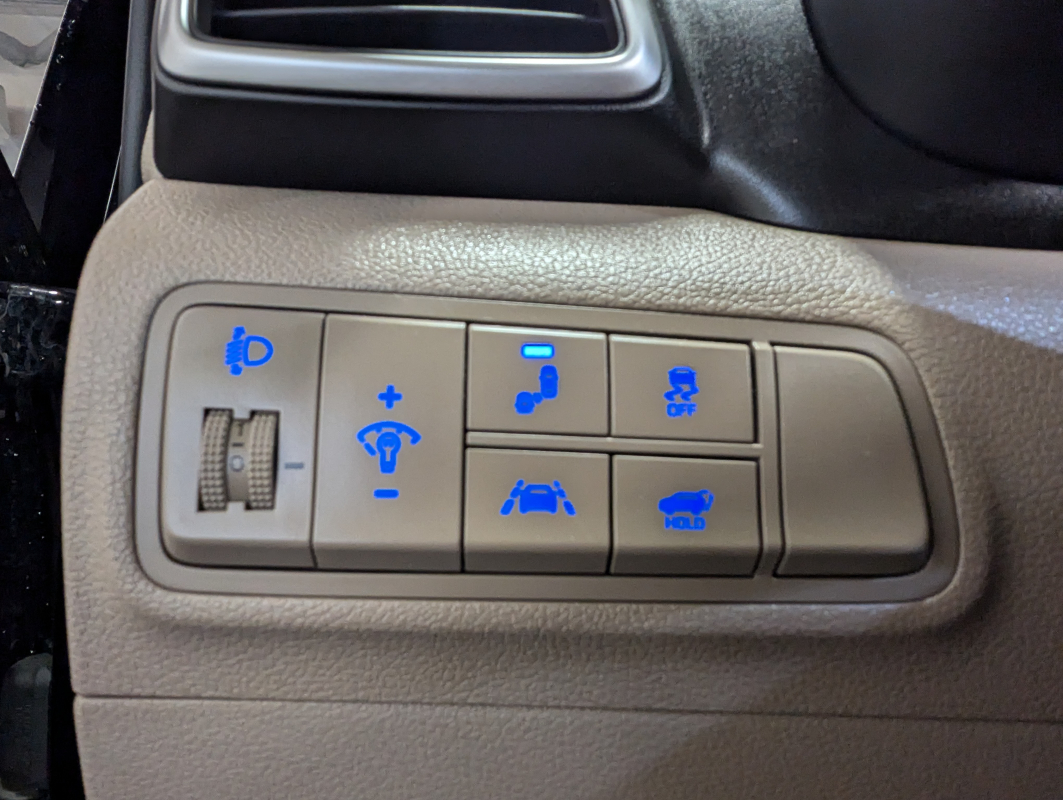 Hyundai Tucson — 24