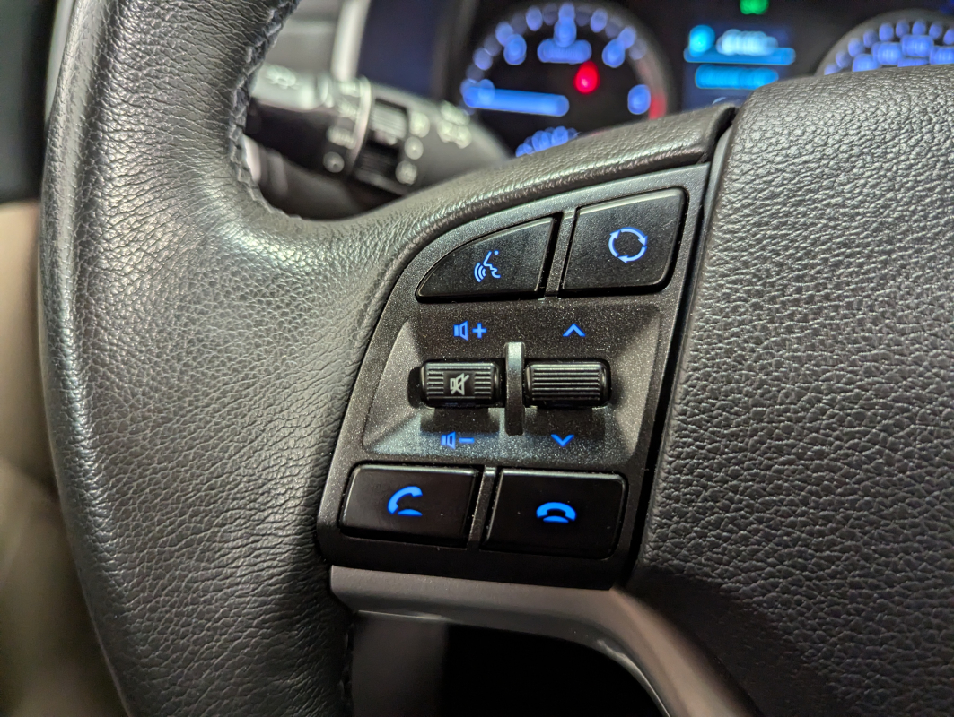 Hyundai Tucson — 13