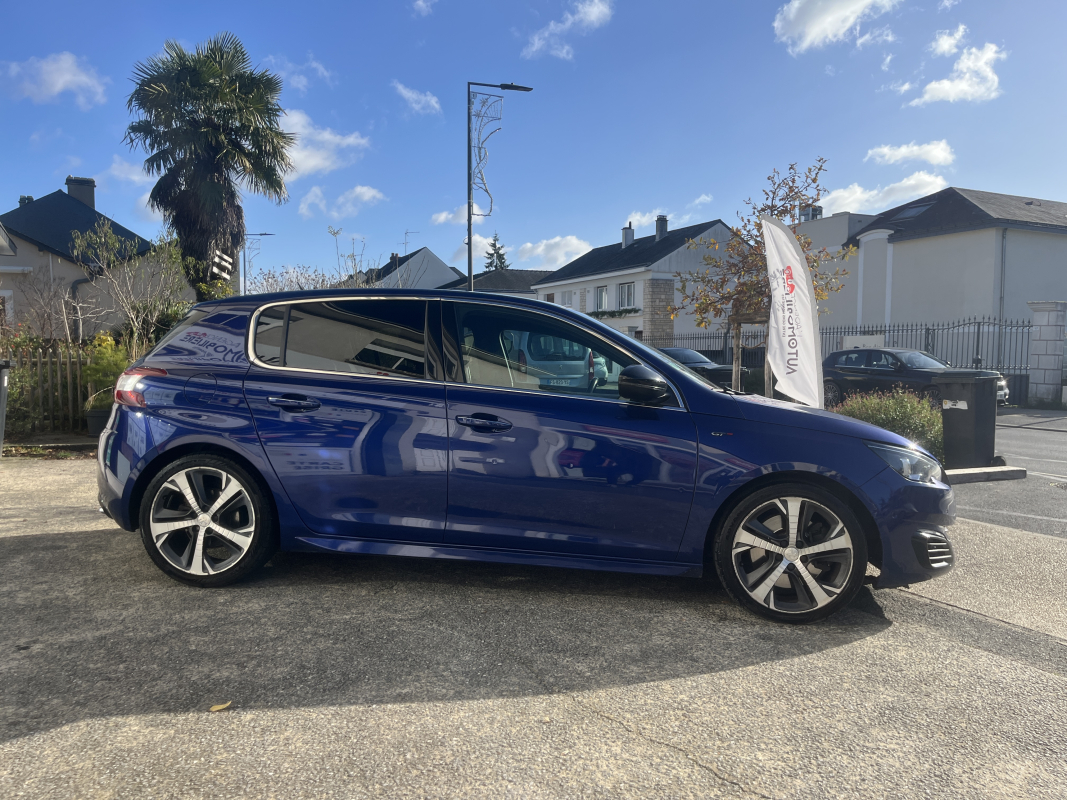 Peugeot 308 — 4