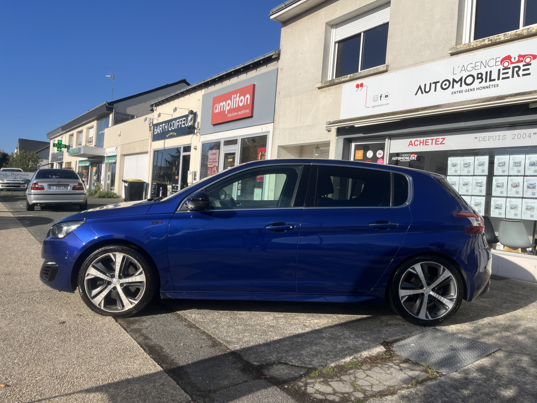Peugeot 308 — 8