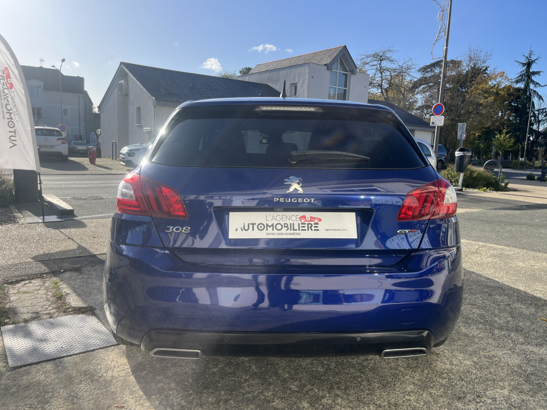 Peugeot 308 — 6
