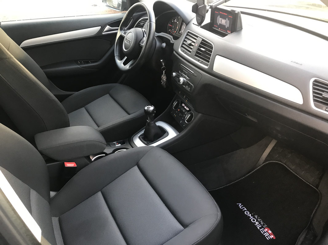 Audi Q3 — 10