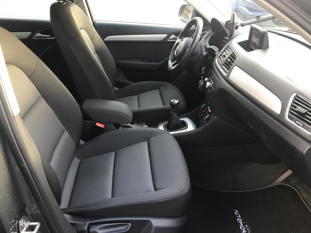 Audi Q3 — 25