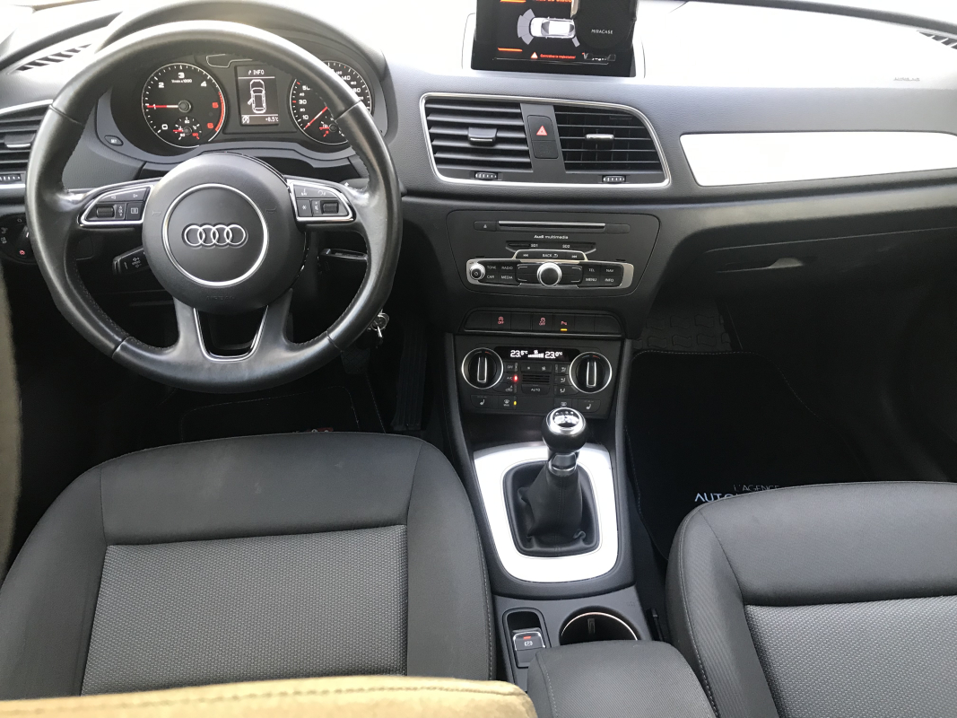 Audi Q3 — 12