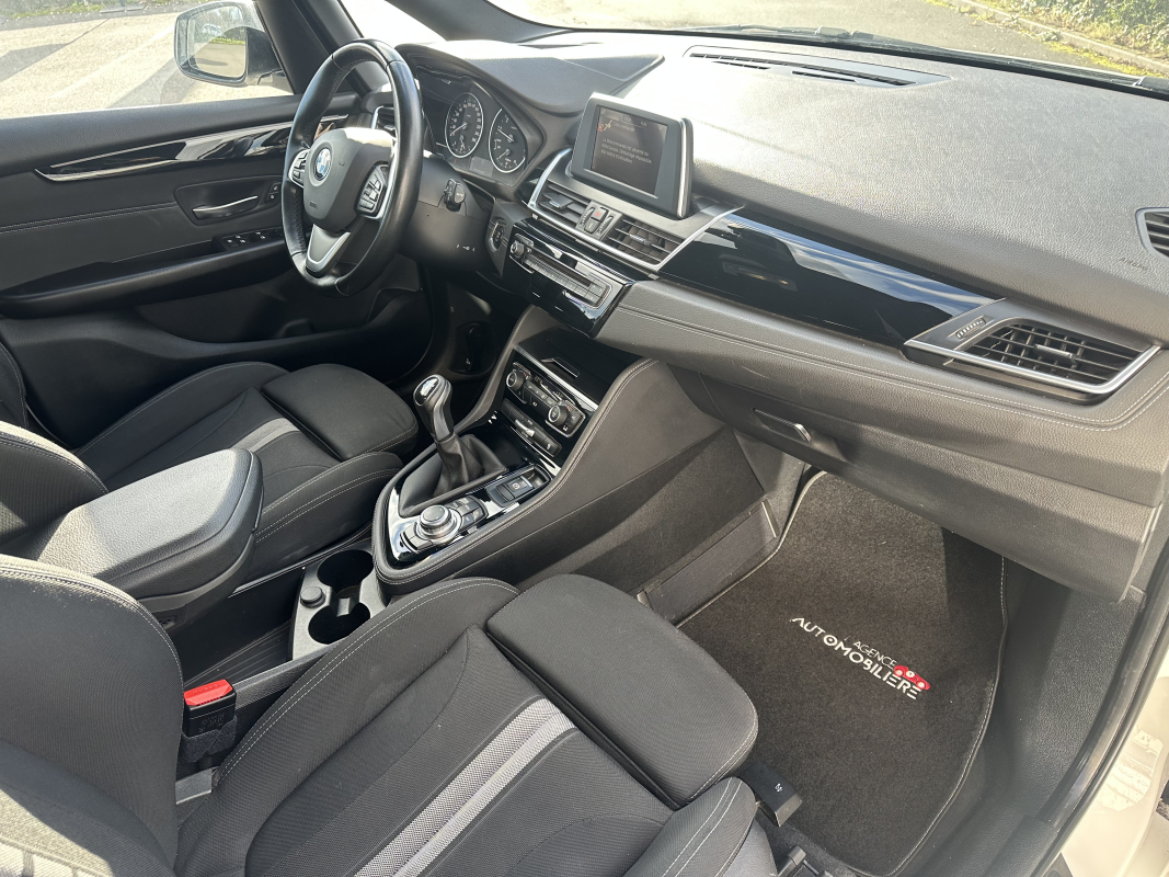 Bmw Série 2 ActiveTourer — 11
