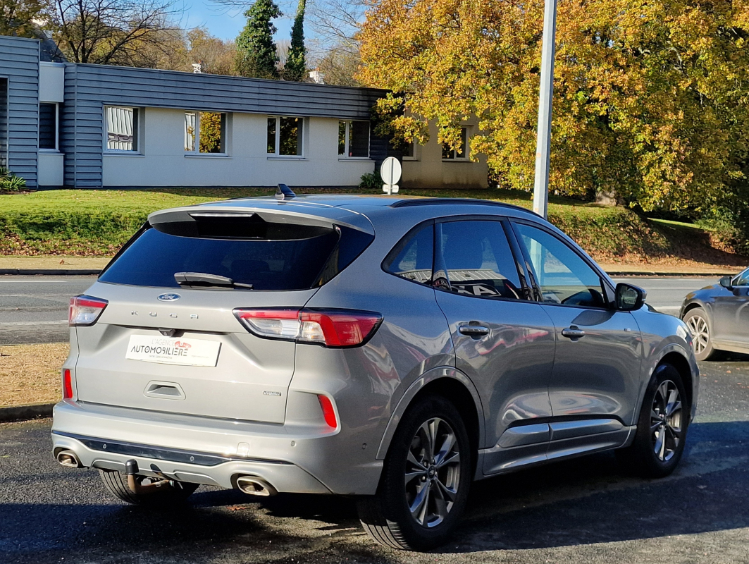 Ford Kuga — 6