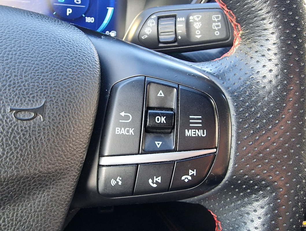 Ford Kuga — 26
