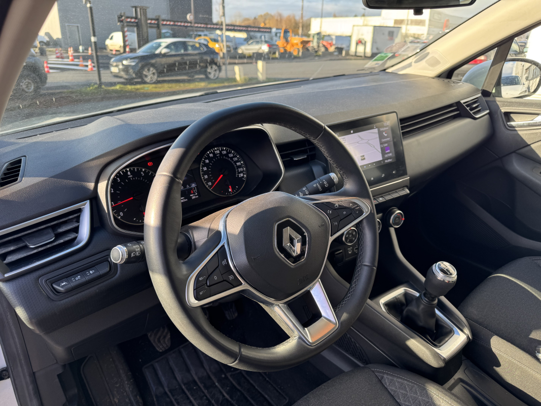 Renault Clio — 14
