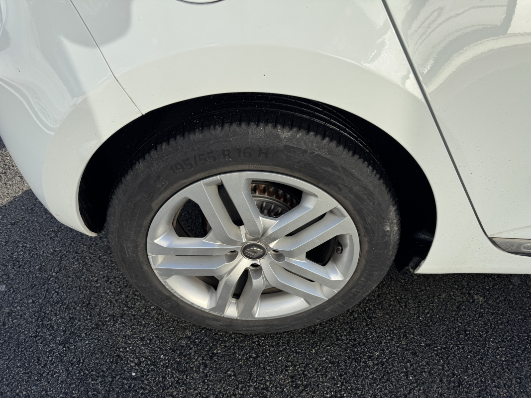 Renault Clio — 26