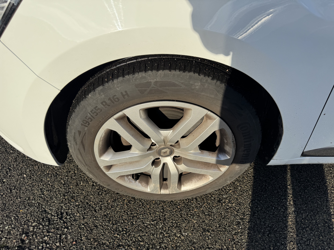 Renault Clio — 27