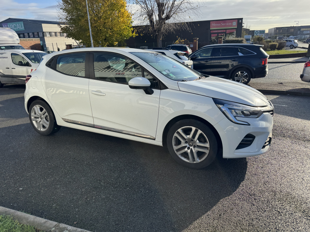 Renault Clio — 6