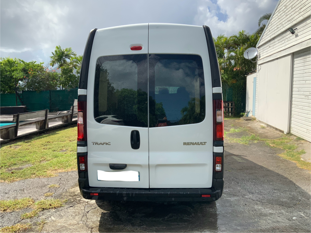 Renault Trafic — 13