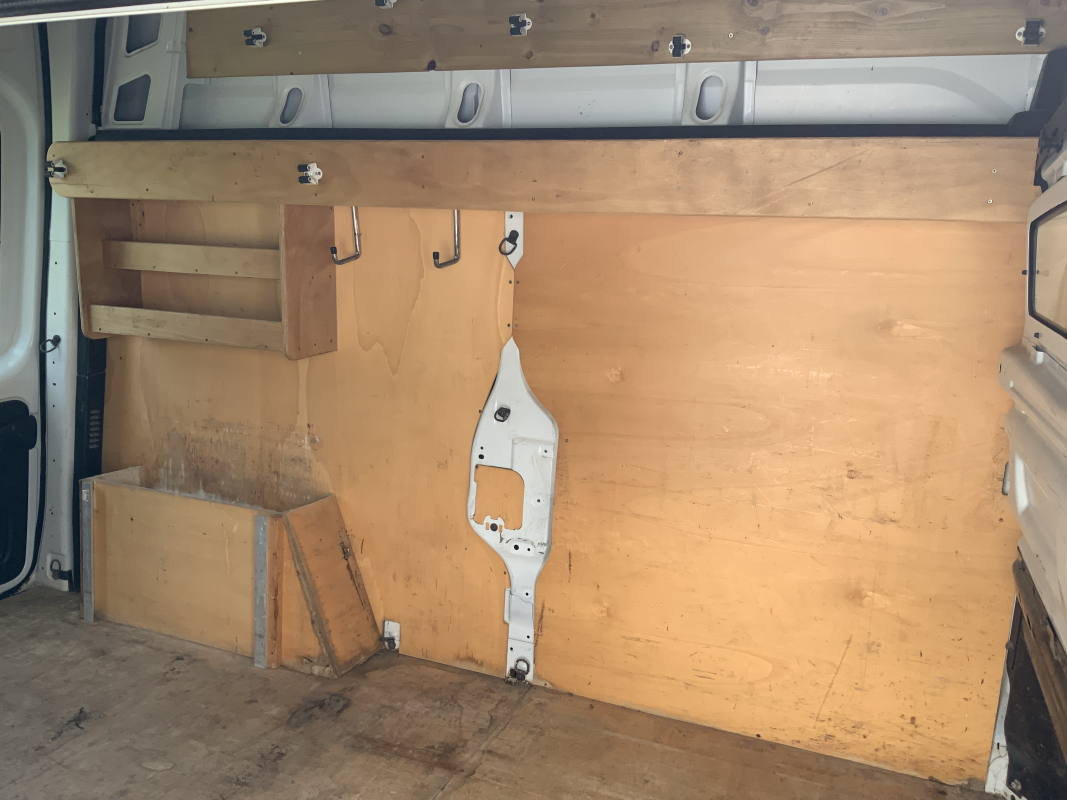 Renault Trafic — 11