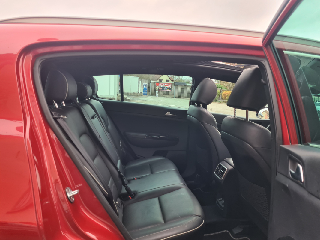 Kia Sportage — 23