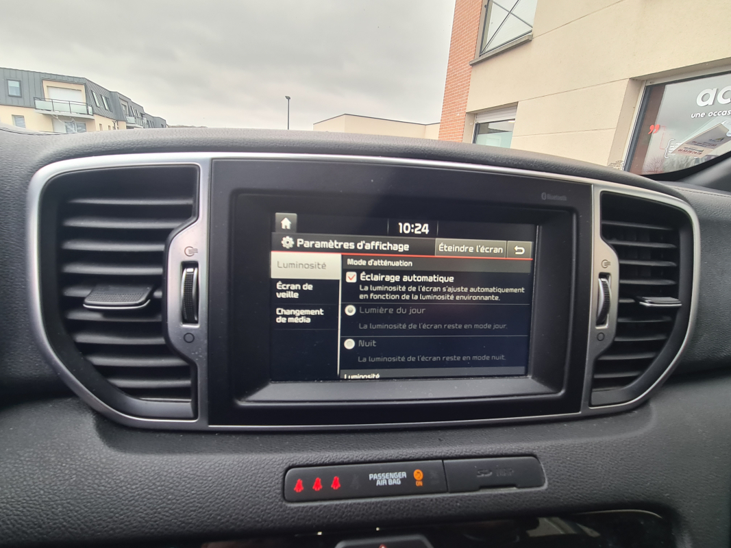 Kia Sportage — 32